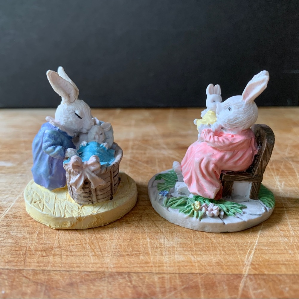 Mother and Child Rabbit Figurine, baby bunny with parent, set of 2 figurines